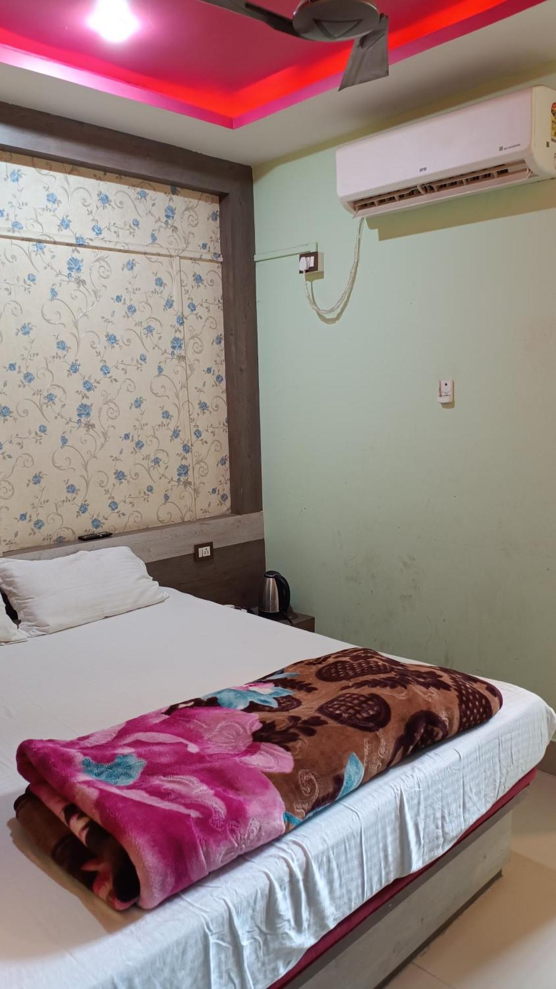 Hotel Srimanta Sankardev Majuli Bagian luar foto
